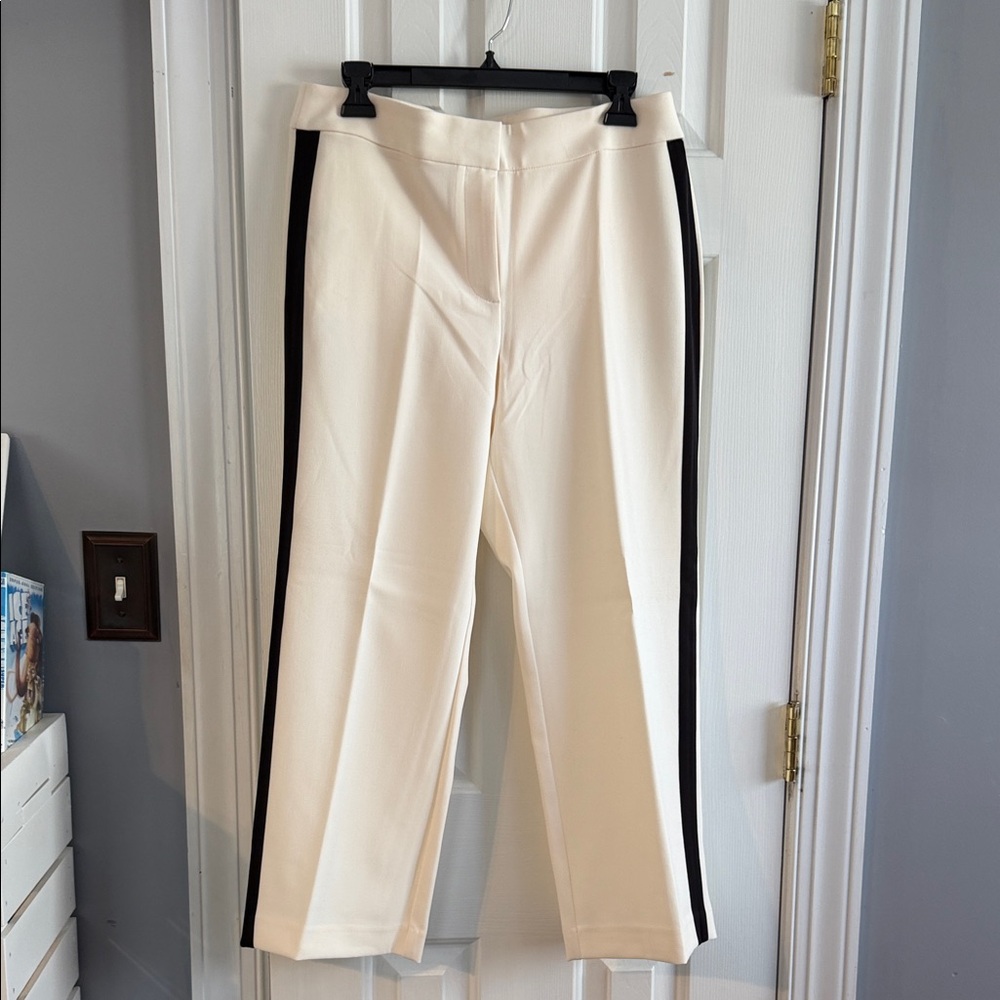 NWT Loft Ladies Cream Side-Stripe Dress Pants Size 6